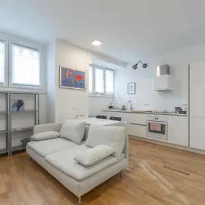 Brembo House Two Apartamento