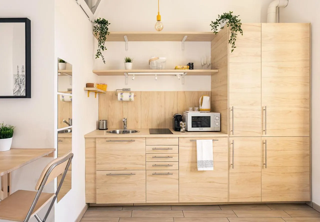 Apartamento A Yellow Touch - Modern Studio In Isola Milano