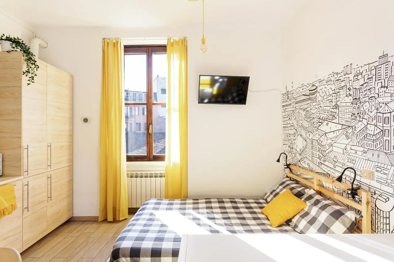 A Yellow Touch - Modern Studio In Isola Milano 0*,  Italia