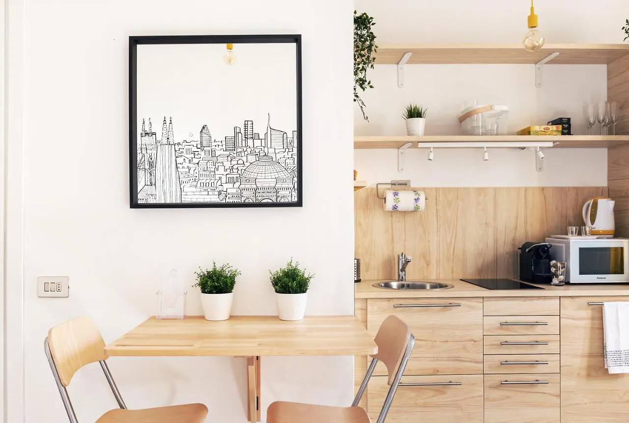 Apartment A Yellow Touch - Modern Studio In Isola Milano Italy