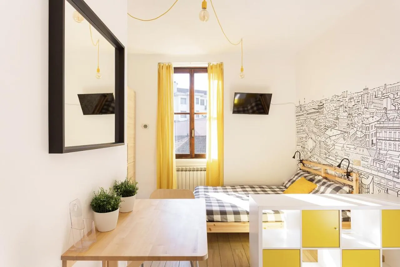Appartement A Yellow Touch - Modern Studio In Isola Milano